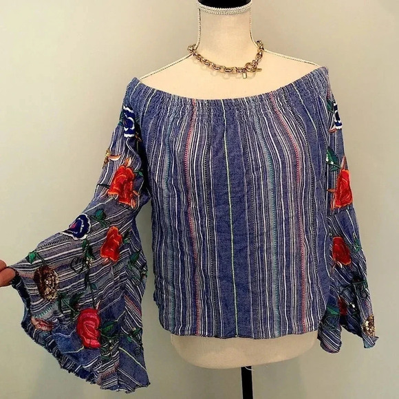 𝅺Flont embroidered strapless bell sleeve mod blue top M - Picture 1 of 15